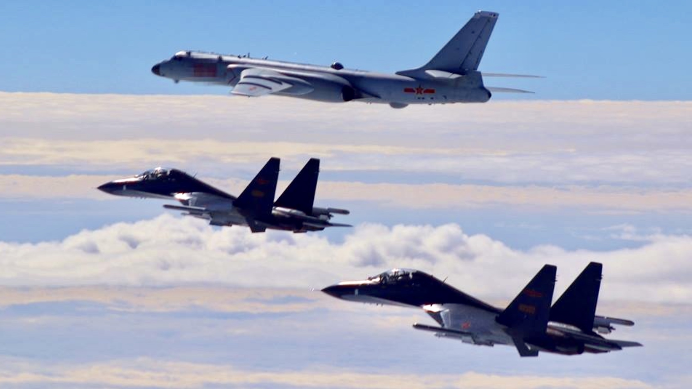 Stealthy J-20 Replaces ‘4+ Generation’ Su-30MKK Fighters in Chinese ...