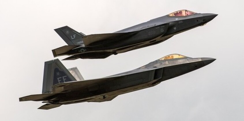 Large American Stealth Fighter Fleet is Training Near Russian Borders to Operate in Extreme Cold