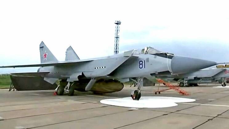 A New Russian Strike Fighter Class Has Just Entered Service: How Capable is the Hypersonic Missile Armed MiG-31I?