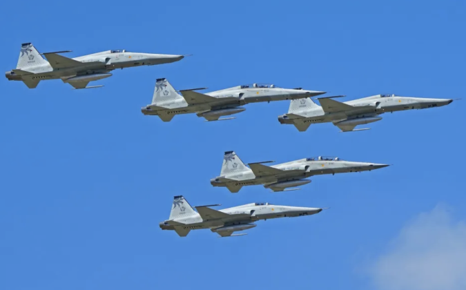 RF-5E Recon Planes and F-5F Fighters