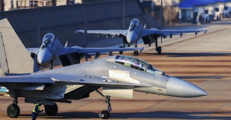 Chinese PLA Air Force J-16 Fighters