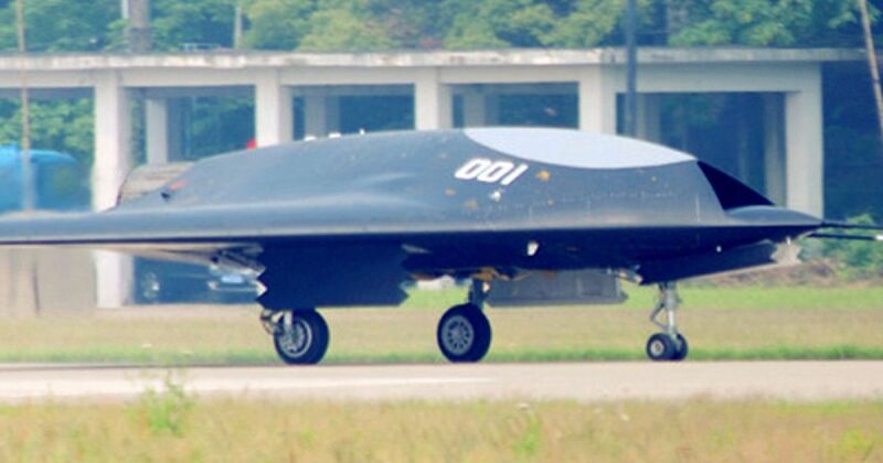 China Deploys World’s First Unmanned Fighter Squadron: GJ-11 Stealth Jets Activated in Tibet