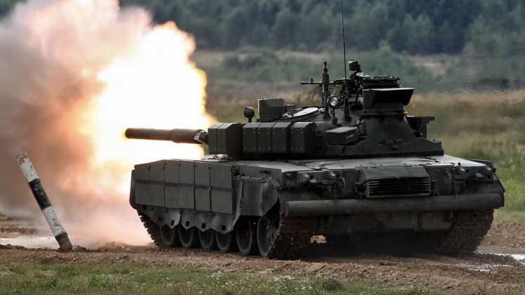 Russian Army T-80BVM Tank