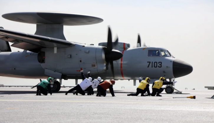 KJ-600 Airborne Early Warning and Control System Prepares From Takeoff From the Fujian