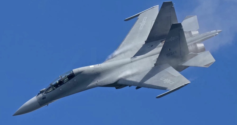 Chinese PLA Air Force J-16 Fighter