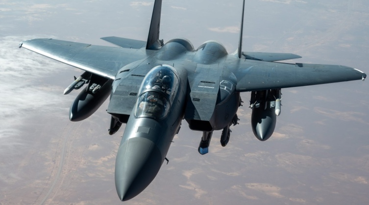 U.S. Surges Force Deployments Around Iran: F-15E Long Range Fighters Arrive in the Middle East