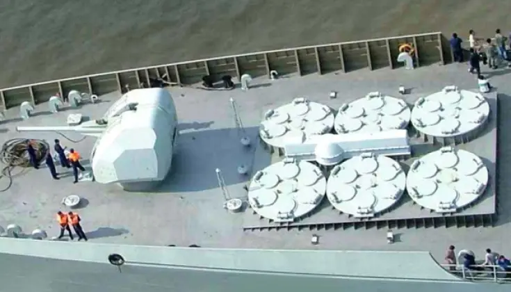 Thirty-Six Frontal Launchers For HHQ-9 System on Type 052C Destroyer Thirty-Six Frontal Launchers For HHQ-9 System on Type 052C Destroyer