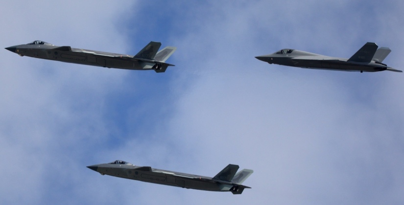 Chinese PLA Air Force J-35 Follows Two J-20s in Formation