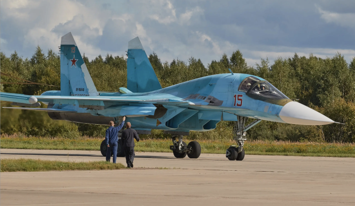 Chasseur d'attaque Su-34 des forces aérospatiales russes