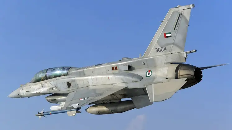 UAE Air Force F-16D Fighter with AIM-9 Missiles UAE Air Force F-16D Fighter with AIM-9 Missiles