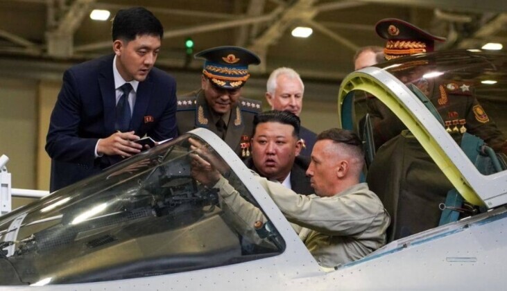 North Korean Leadership Inspect Su-57 Cockpit in Russia