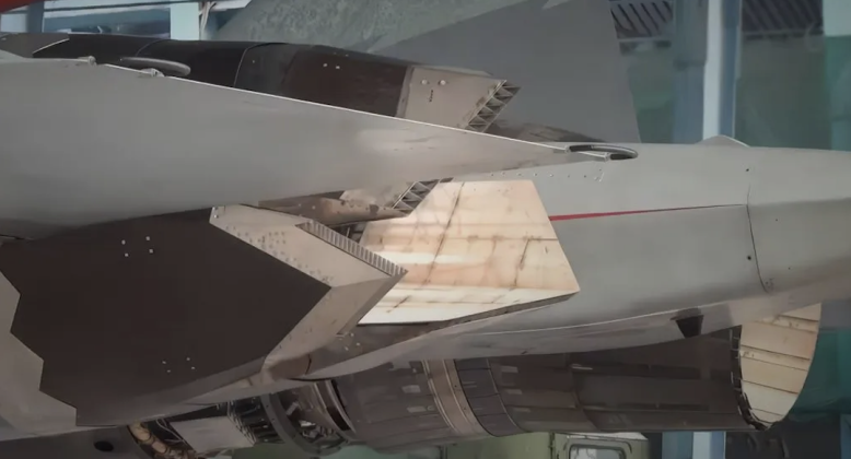 Su-57 Prototype with AL-51F-1 Flat Nozzle Engine
