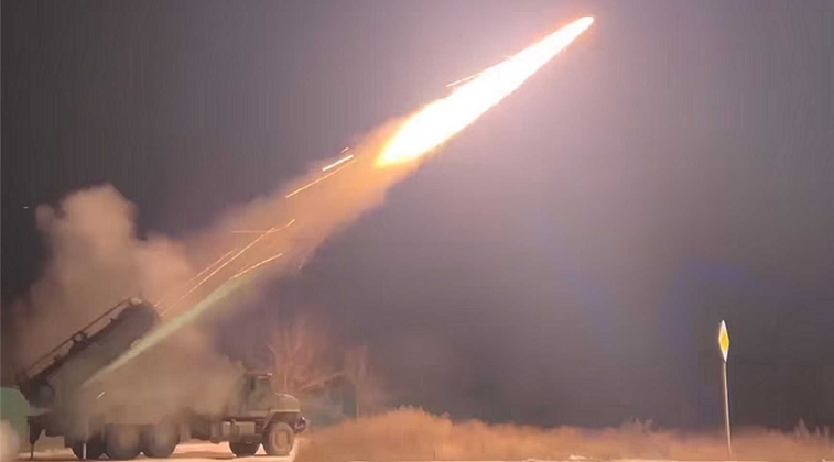 Russian TOS-2 Thermobaric Rocket Artillery Launch