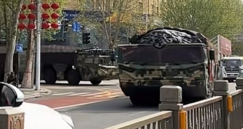 China Defense Blog China Deploys DF-27 Long Range Hypersonic Missiles For Complex Urban ...