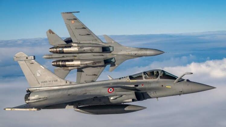 Rafale and Indian Air Force Su-30MKI Fighter