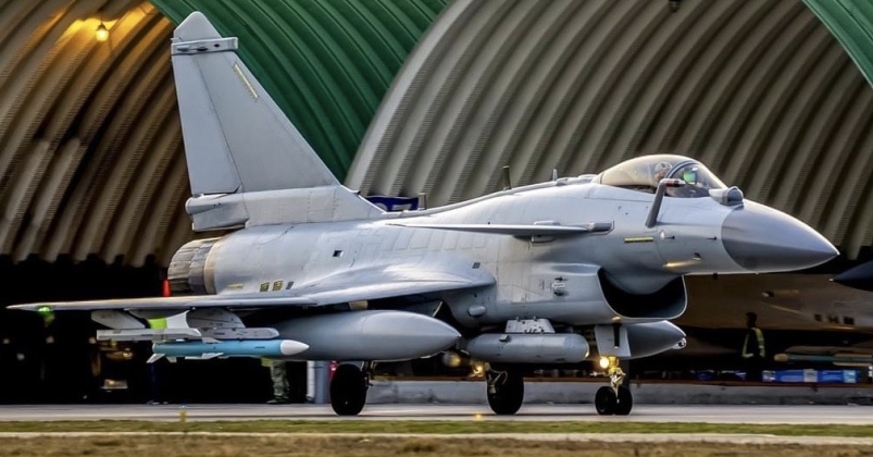 Chinese PLA Air Force J-10C Fighter Equipped For Air-to-Air Combat