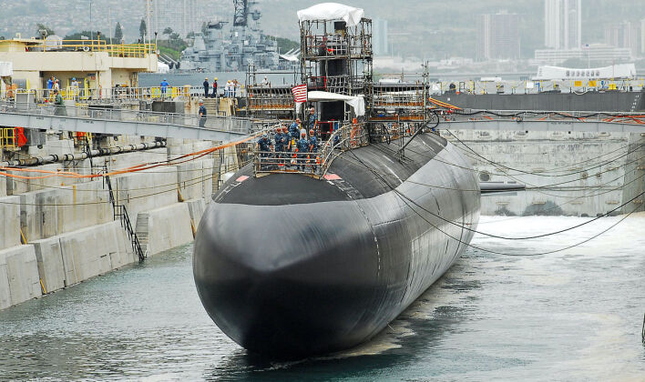 U.S. Navy Los Angeles Class Nuclear Powered Attack Submarine U.S. Navy Los Angeles Class Nuclear Powered Attack Submarine