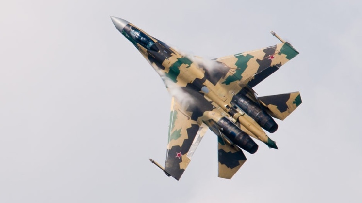 Su-35 Demonstrates High Manoeuvrability at Low Speeds