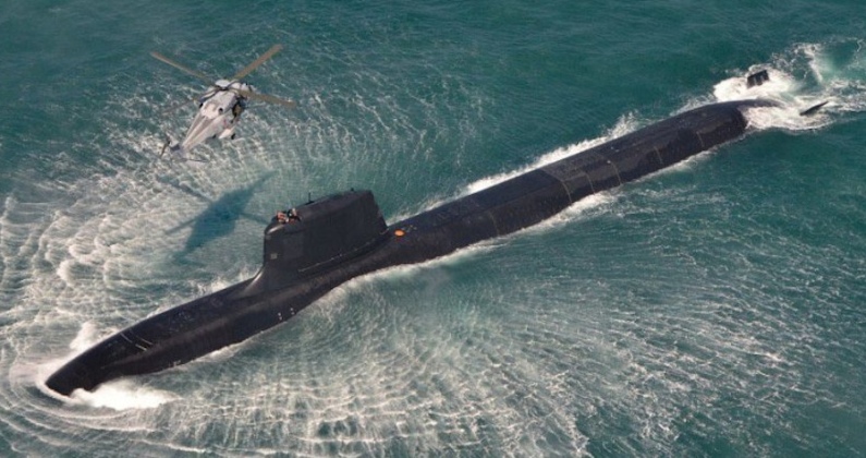 Sous-marin nucléaire lanceur d'engins de classe Suffren de la Marine française
