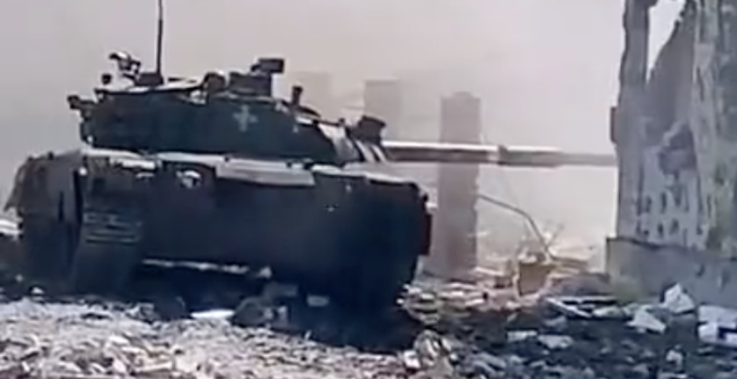 Ukrainian Army T-80 in Combat Ukrainian Army T-80 in Combat
