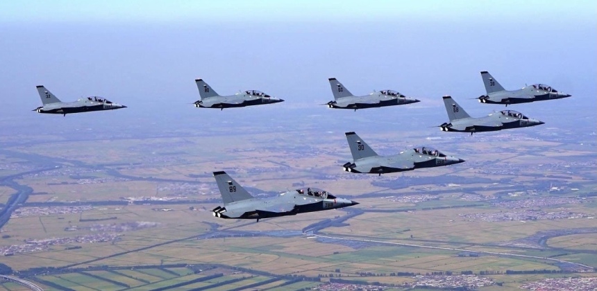 Chinese PLA Air Force L-15 Light Fighters