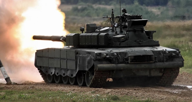 Russian Army T-80BVM Tank Russian Army T-80BVM Tank