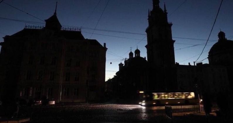 Power Cuts Affect Cities Across Much of Ukraine