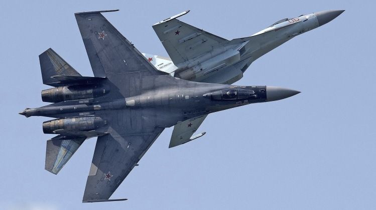 Su-35S Heavyweight Fighters