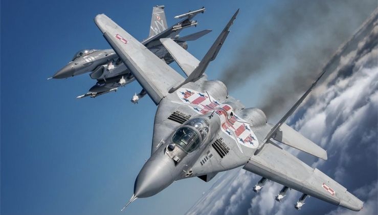 Polish Air Force MiG-29 (front) and F-16
