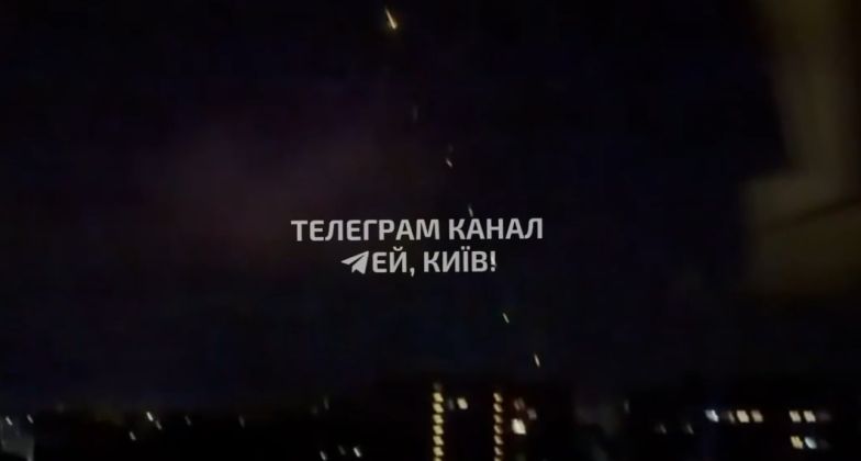 Reentry Vehicles Reported From Oreshnik Missile Over Ukrainian Capital