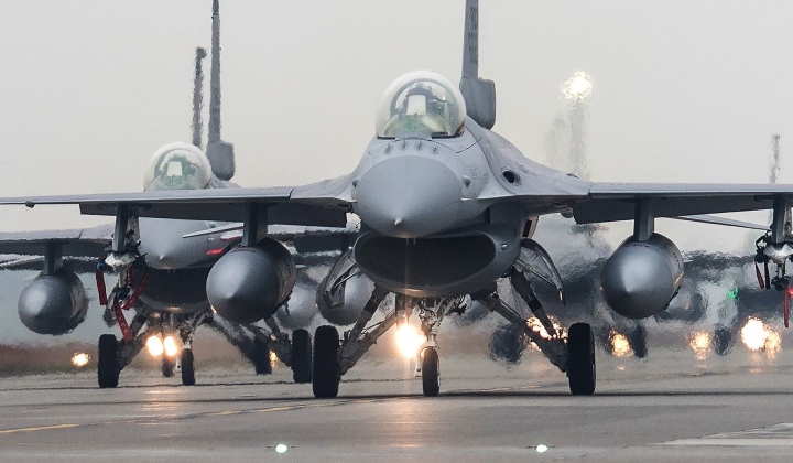 Republic of China Air Force F-16V Fighter Crashes After Major