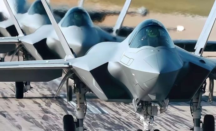 Chinese J-35 Fifth Generation Fighter