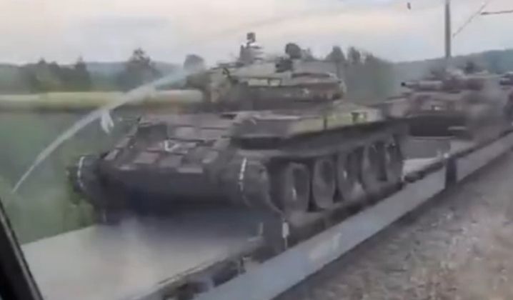 T-62s With Explosive Reactive Armour Being Transported in Russia in August 2025