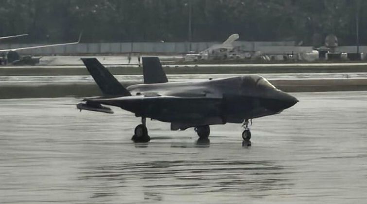 British F-35B Grounded in Kerala