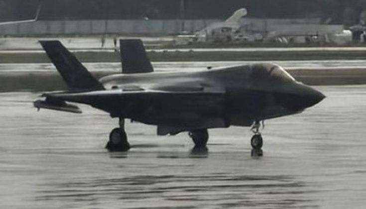British F-35B at Thiruvananthapuram Airport