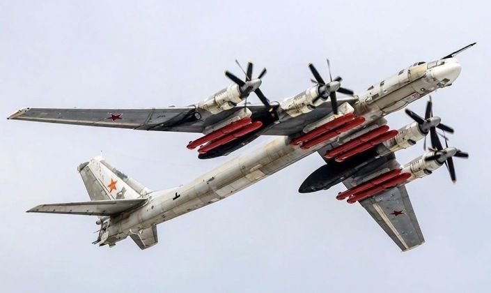 Tu-95MSM Bomber with Eight Kh-101/102 Cruise Missiles