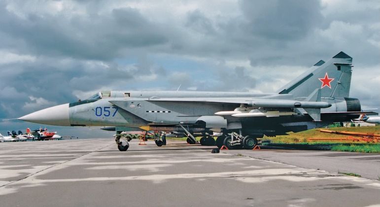 MiG-31M Prototype on Display 