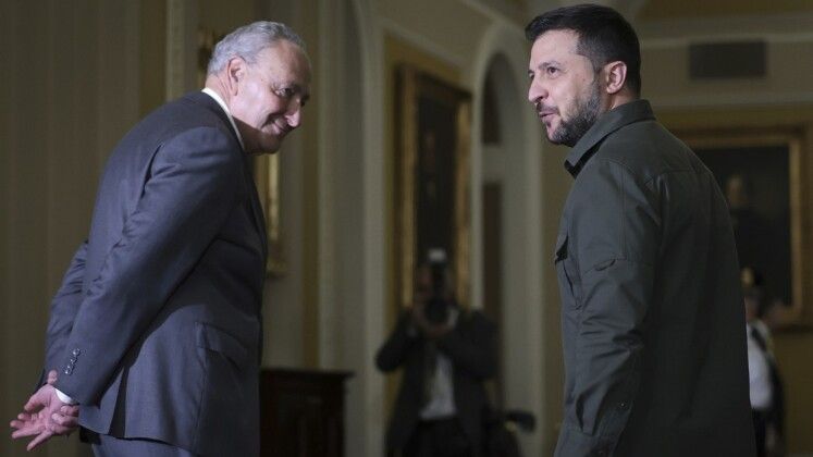 Chuck Schumer and Volodymyr Zelensky
