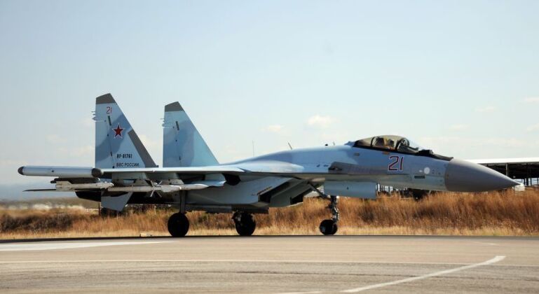 Russian Air Force Su-35 in Syria with R-73, R-27 and R-77 Air to Air Missiles