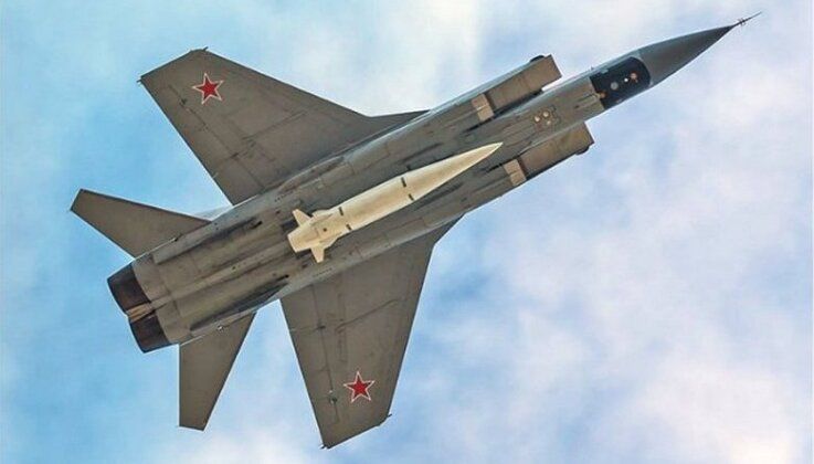 MiG-31K with Kinzhal Ballistic Missile