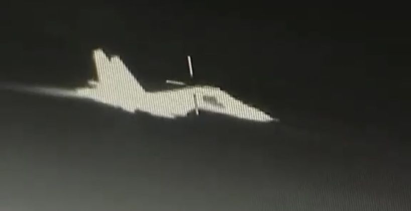 J-11 Intercepting P-8 Over South China Sea