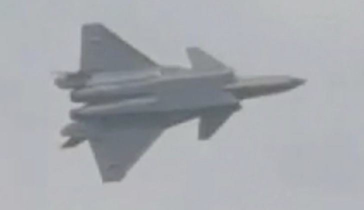 J-20 Fighter Test Flies One WS-10 and One WS-15 Engine