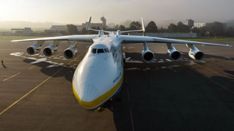 An-225 on Runway