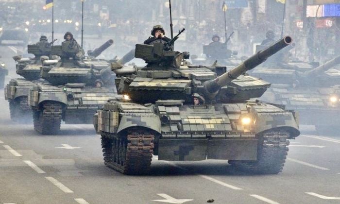 Ukrainian T-64BV Tanks on Parade