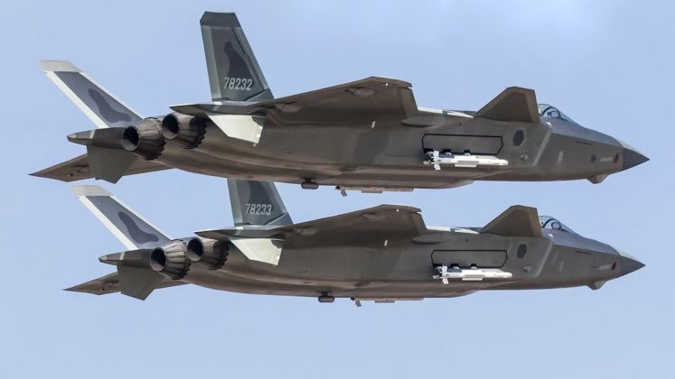 Chinese J-20 Next Generation Fighters with PL-10 Missiles