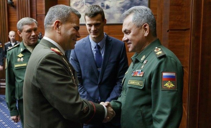 Russian and Venezuelan Defence Ministers Sergei Shoigu and Padrino López