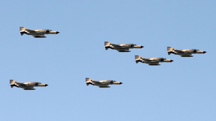 Iranian F-4s in Formation