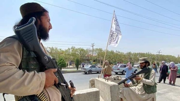 Taliban Stand Guard in Kabul