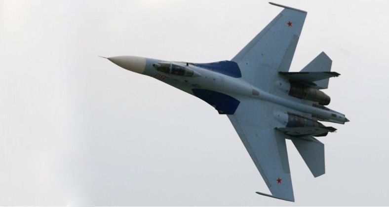 Su-27 Flanker Heavyweight Air Superiority Fighter