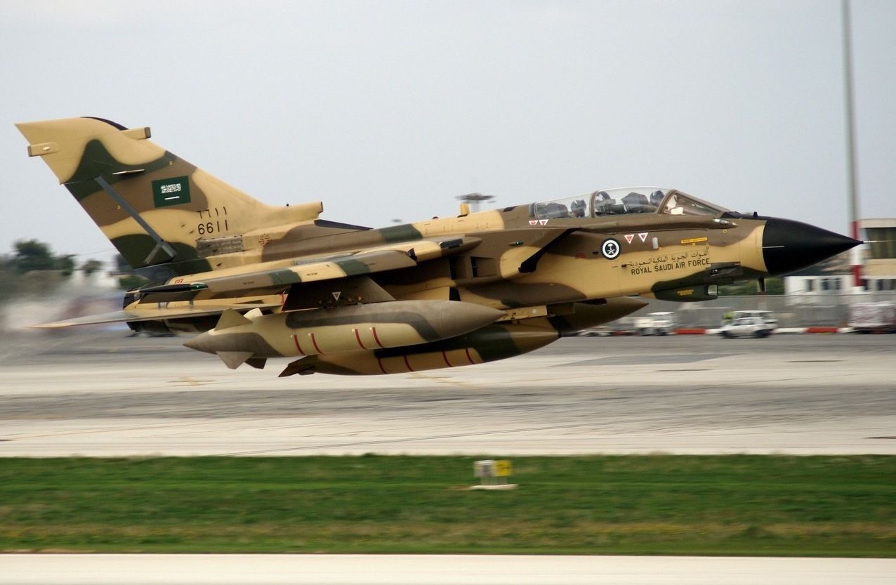 Tornado Swept Wing Fourth Generation Fighter 